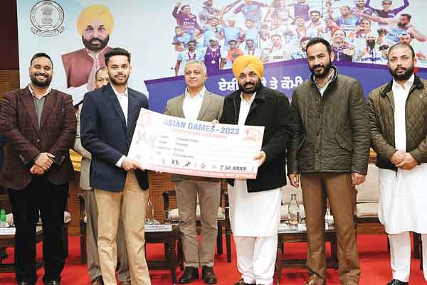 Sports effective weapon against drugs: CM Mann