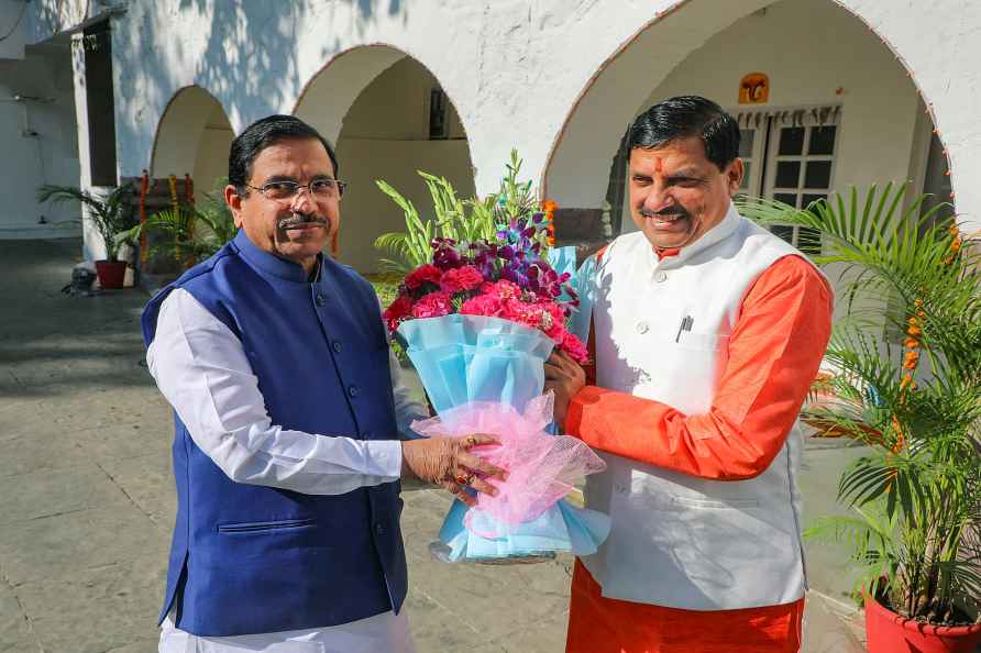 Pralhad Joshi meets Mohan Yadav