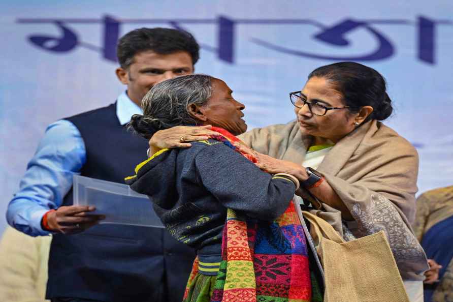 WB CM Mamata Banerjee in Bardhaman