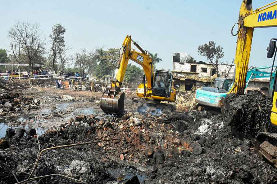 Blast at firecrackers unit in Harda