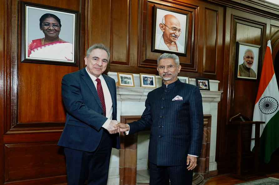 EAM Jaishankar, Greek NSA Athanasios meet