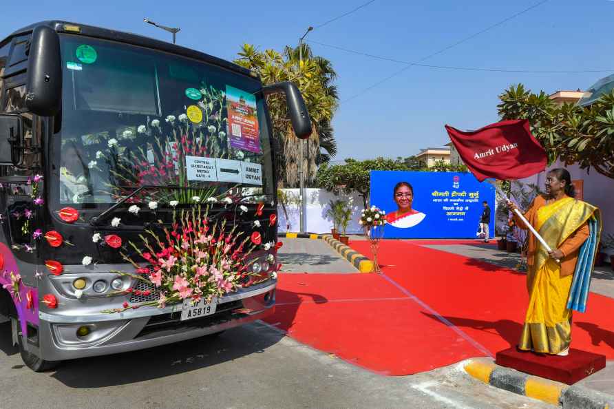 Prez Murmu flags off shuttle bus service