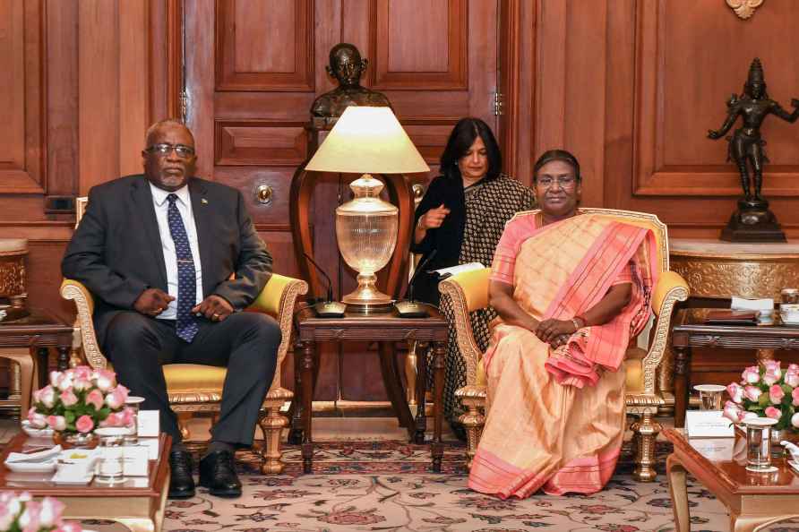 Guyana PM meets President Murmu