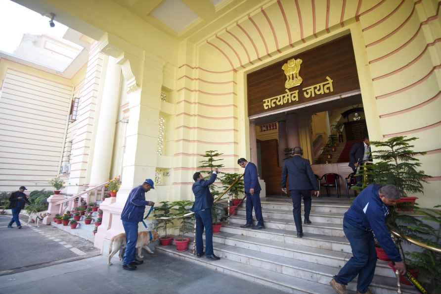 Security check at Bihar Assembly