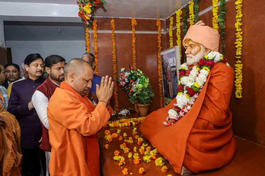 CM Yogi during Gram Parikrama Yatra