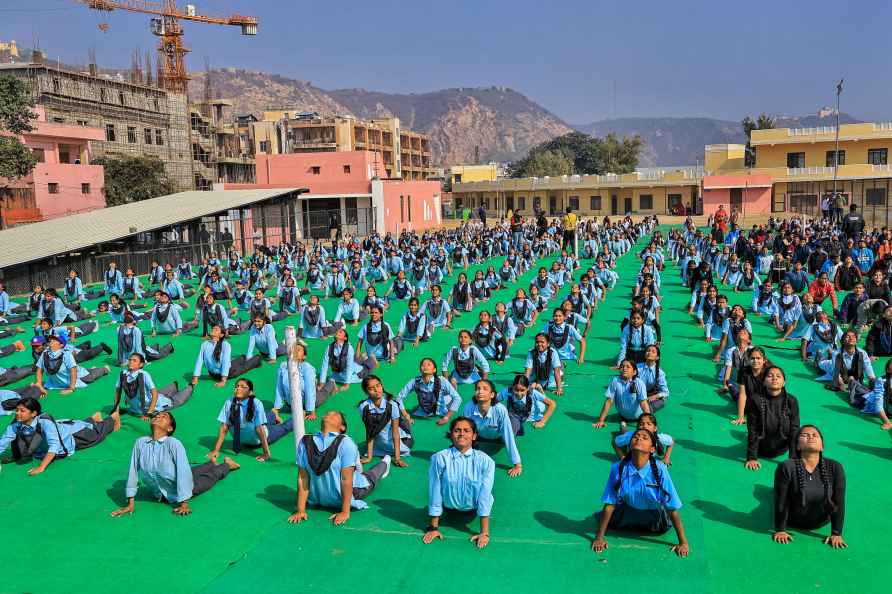 Jaipur : School students perform Surya Namaskar on the occasion ...