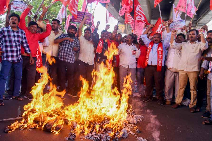 Auto and cab drivers protest