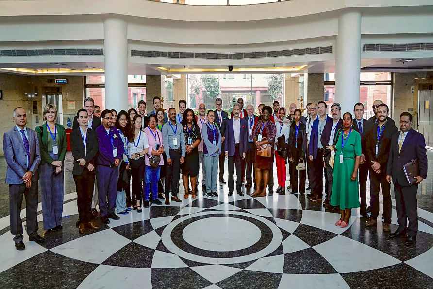 Jaishankar with Latin American & Caribbean journalists