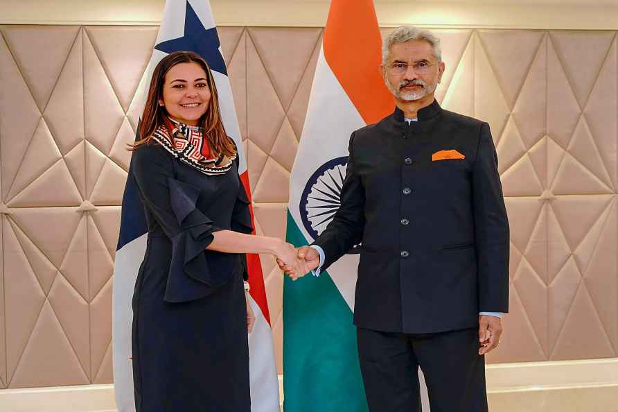 EAM Jaishankar, Panama's Janaina Tewaney meet