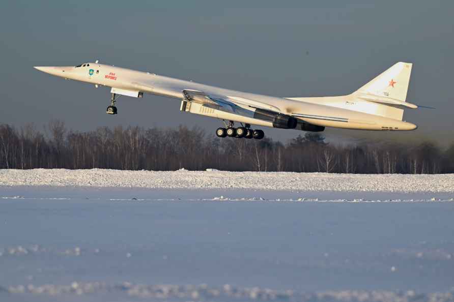 A Tu-160M strategic bomber