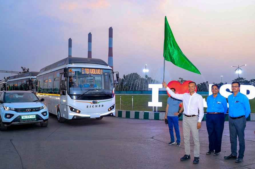 Naveen Jindal flags off e-vehicles for employees