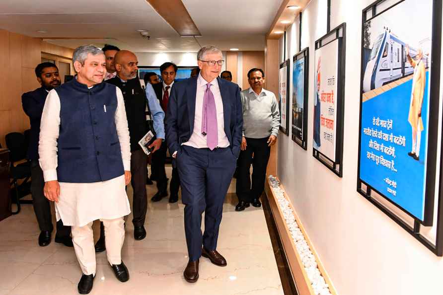 Bill Gates meets Ashwini Vaishnaw