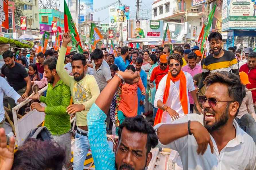 Hooghly: Bharatiya Janata Yuva Morcha workers during their protest...