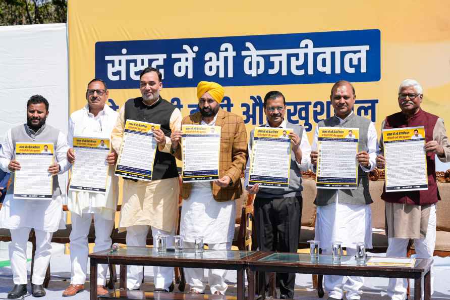 New Delhi: Delhi Chief Minister Arvind Kejriwal and Punjab Chief...