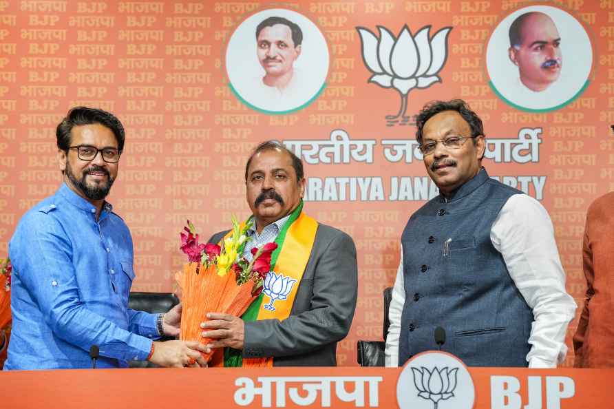 RKS Bhadauria joins BJP