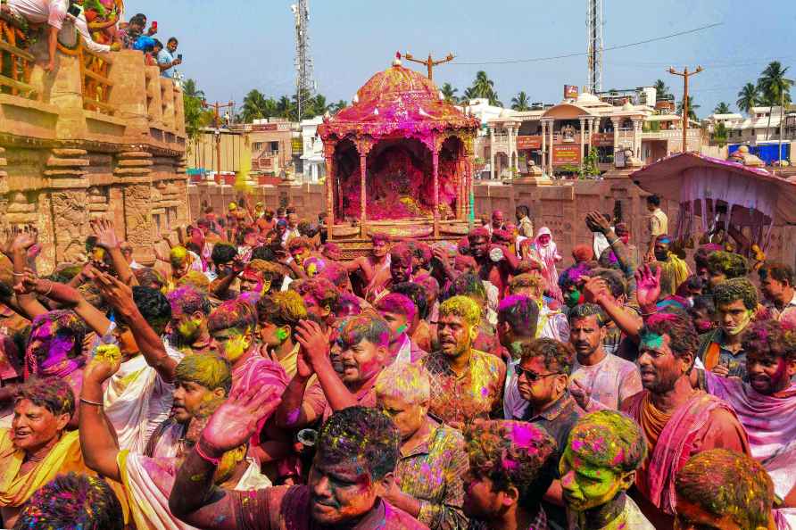 Holi celebrations in Puri