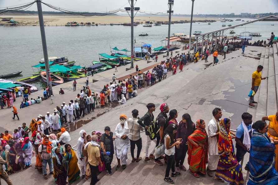 Devotees visit Kashi Vishwanath Temple