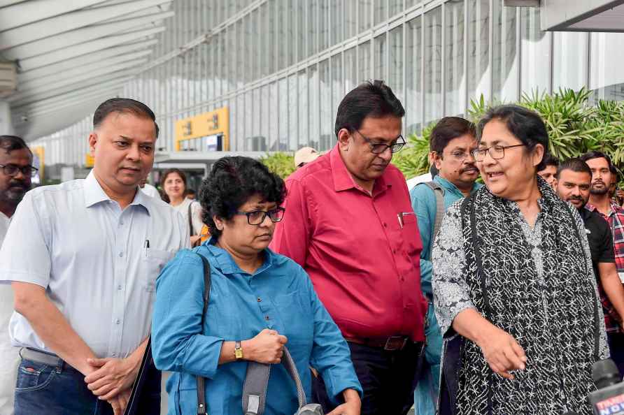 TMC delegation at Kolkata airport