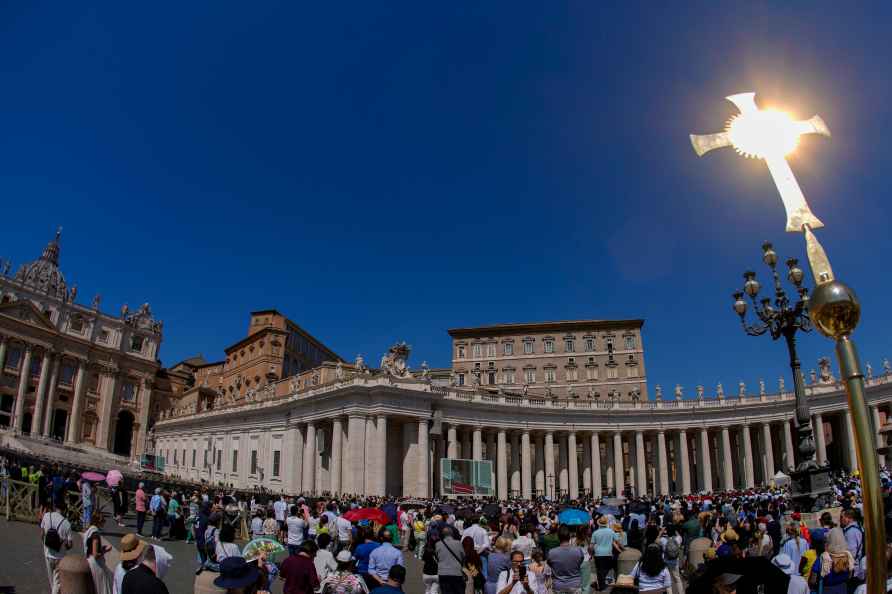 People gather in St.Peter's Square