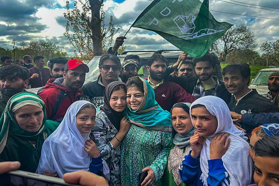 Mehbooba Mufti in Kulgam