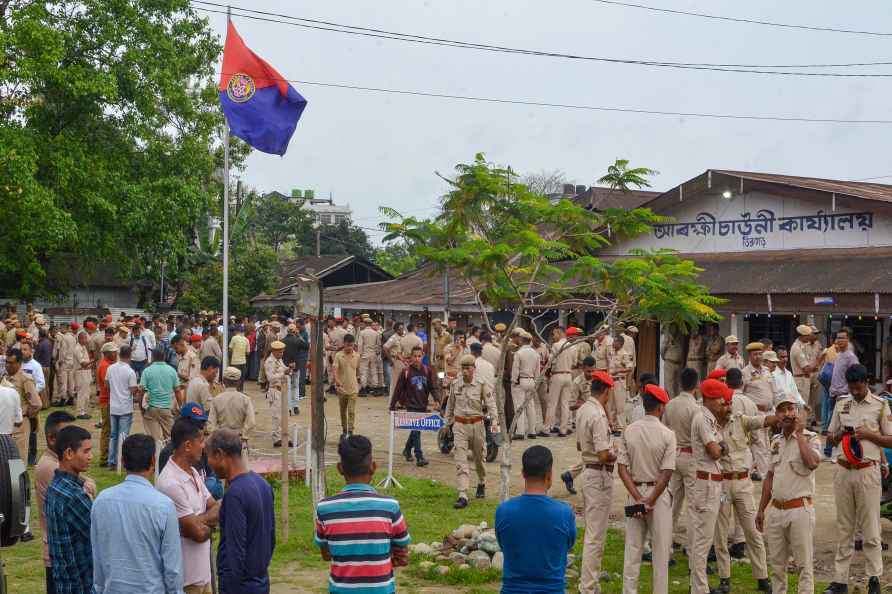 Police personnel meet ahead of LS polls in Dibrugarh