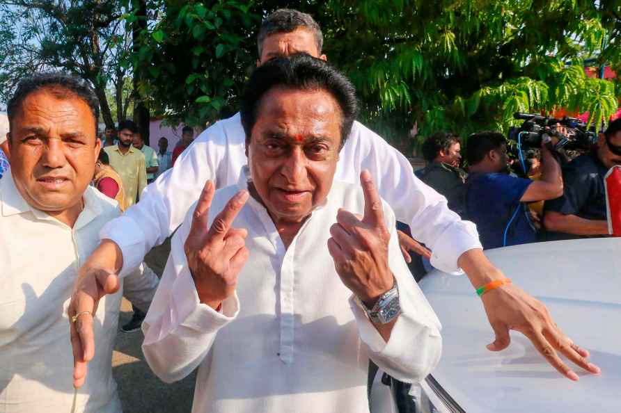 LS Polls 1st Phase: Kamal Nath votes