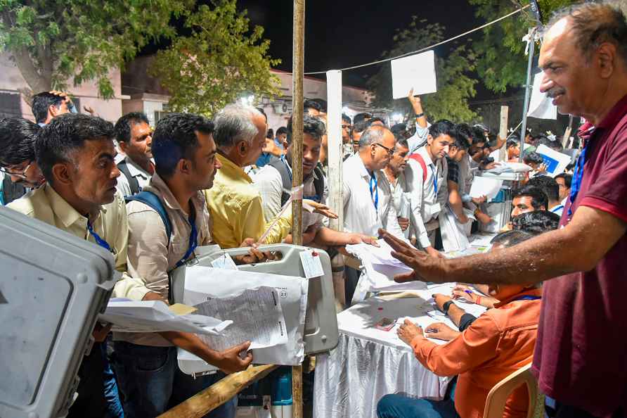 LS Polls: Voting in Bikaner