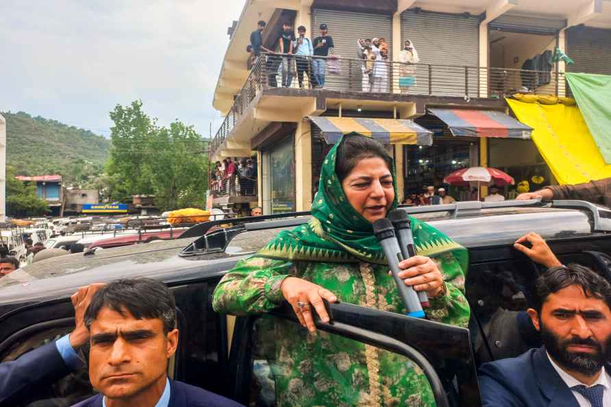 Mehbooba Mufti at roadshow