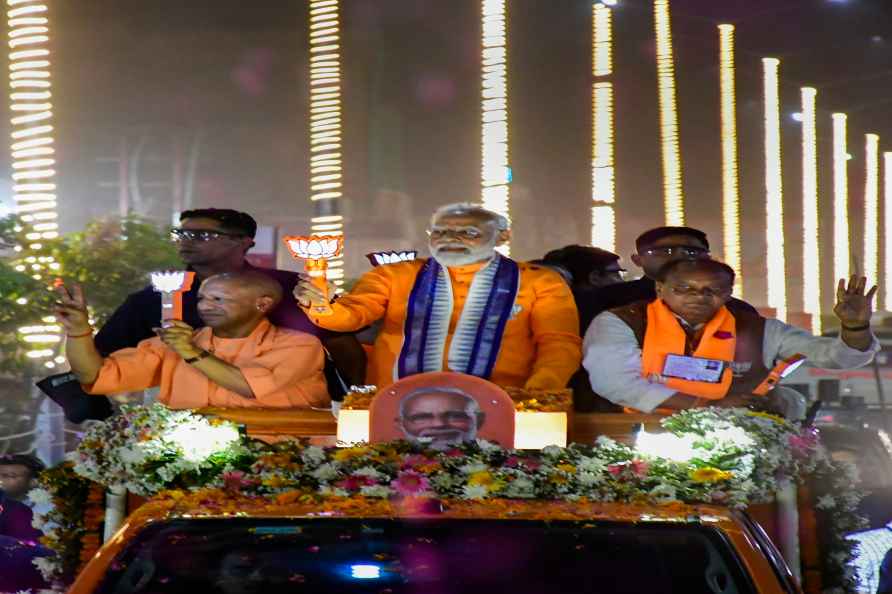 PM Modi campaigns amid LS polls in UP