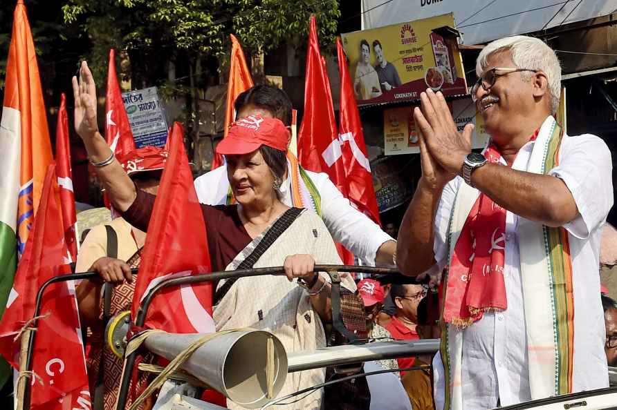 Brinda Karat campaigns for LS polls