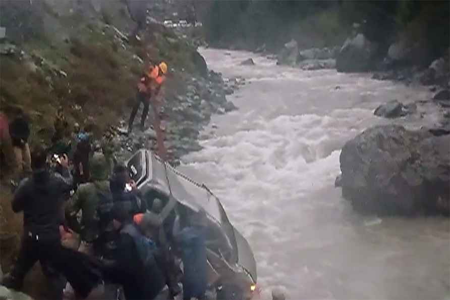 5 killed after vehicle rolled down in stream