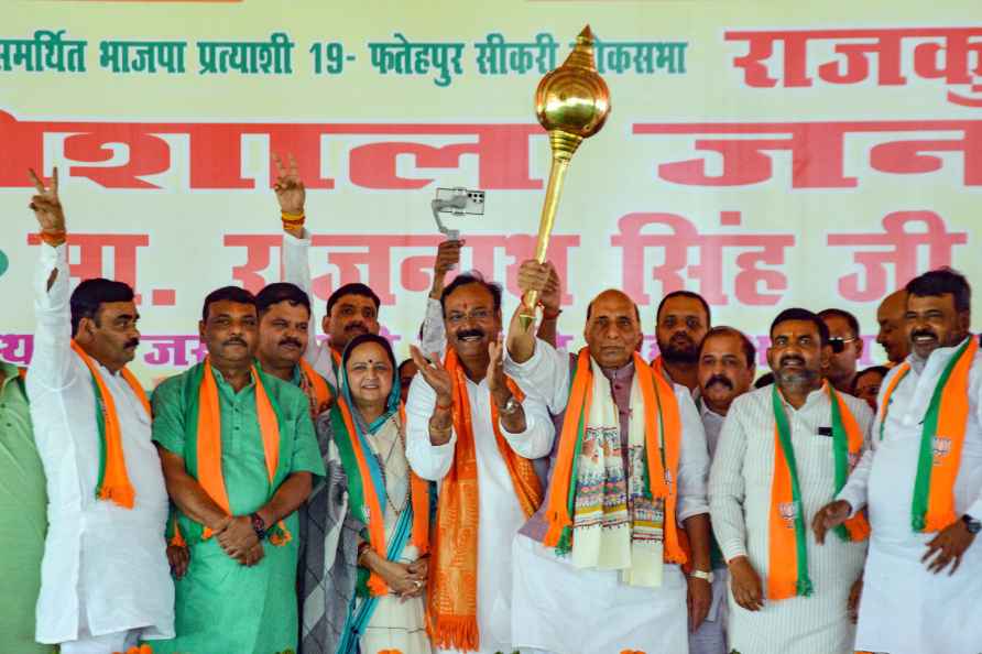 Rajnath Singh campaigns in Agra