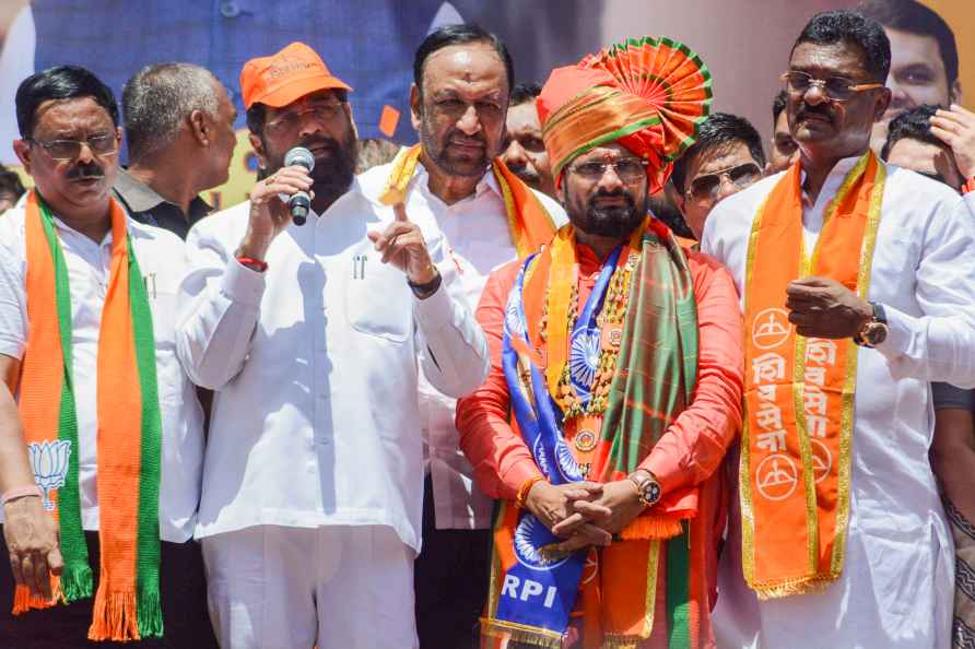 Eknath Shinde campaigns in Thane