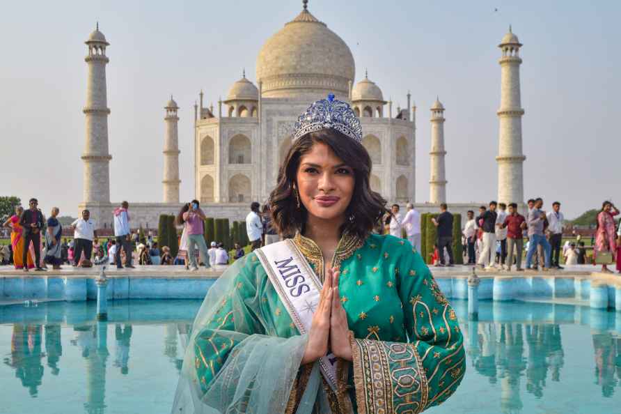 Miss Universe Sheynnis Palacios at Taj Mahal