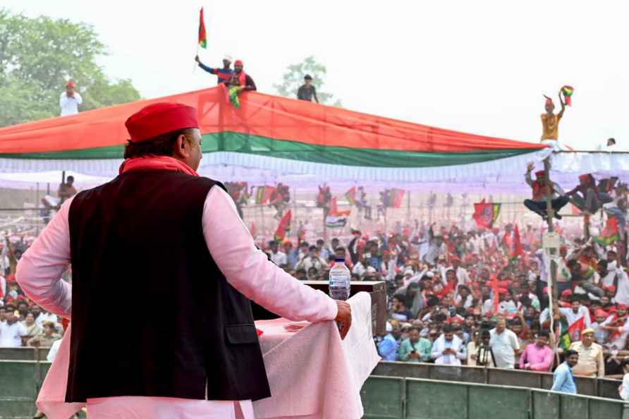 Akhilesh Yadav at INDIA rally