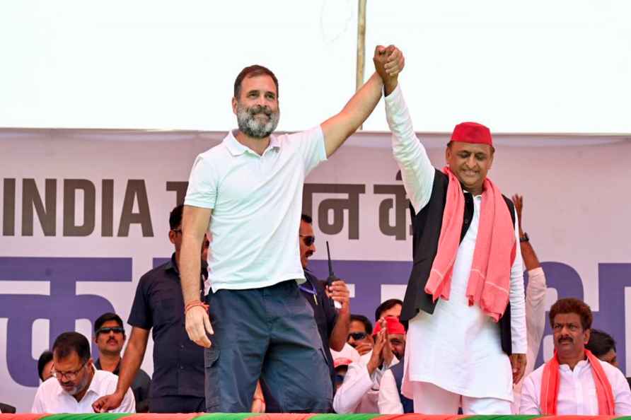 Rahul, Akhilesh at INDIA rally