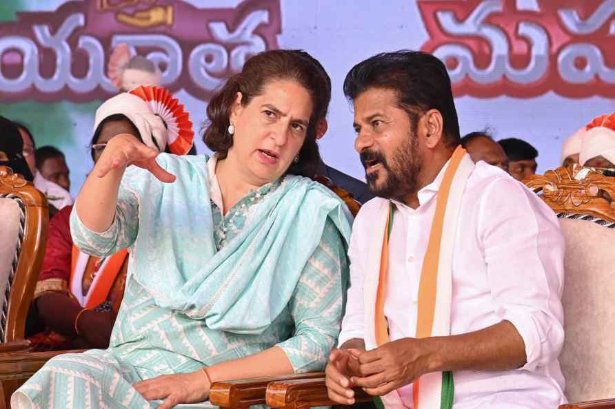 Priyanka Gandhi campaigns in Telangana