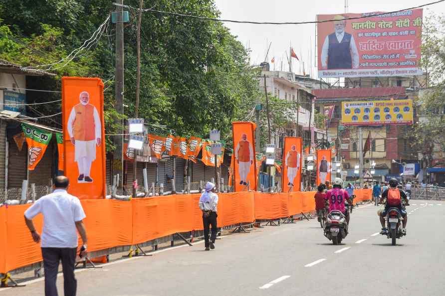 Preparations for PM Modi's roadshow