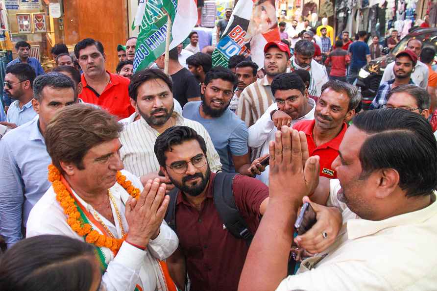 Raj Babbar campaigns