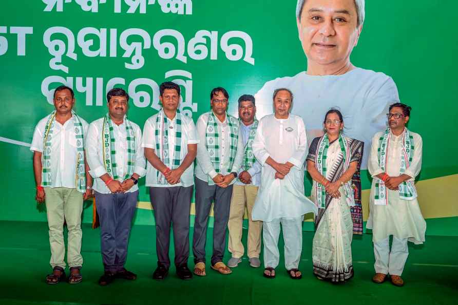 CM Naveen Patnaik campaigns in Deogarh