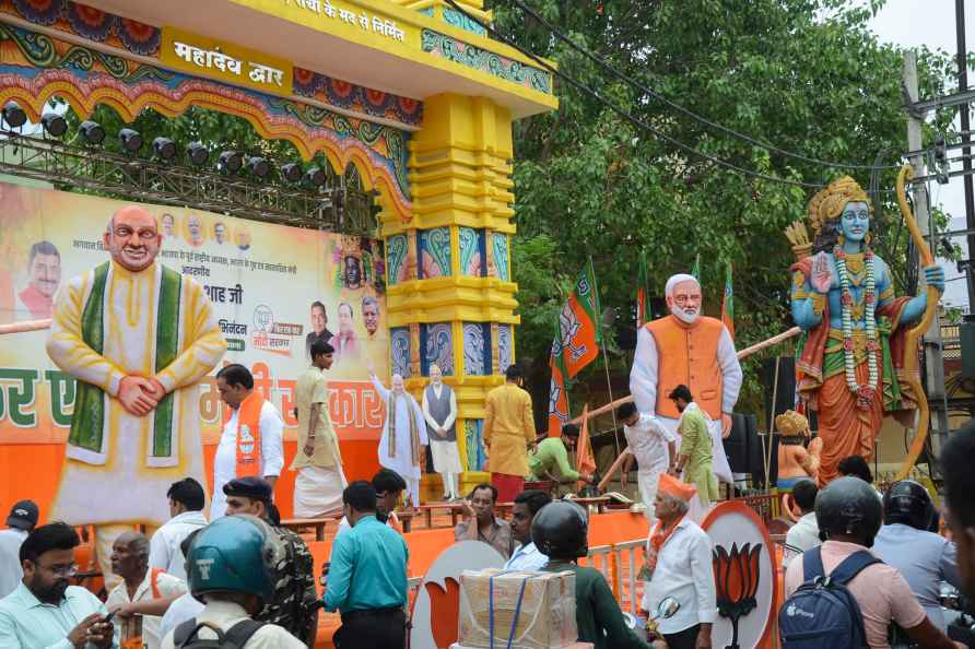 Preps for Amit Shah's roadshow in Ranchi