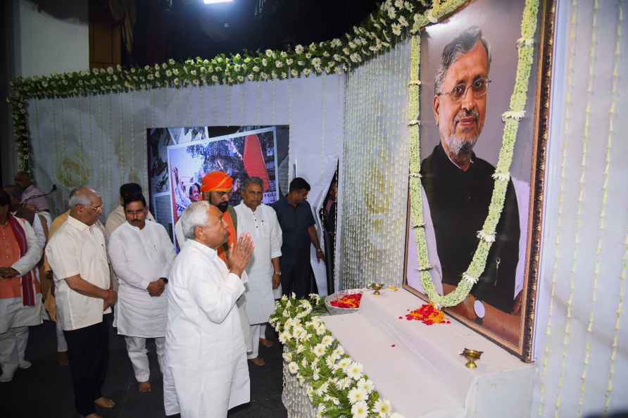 NItish Kumar pays tribute to Sushil Modi