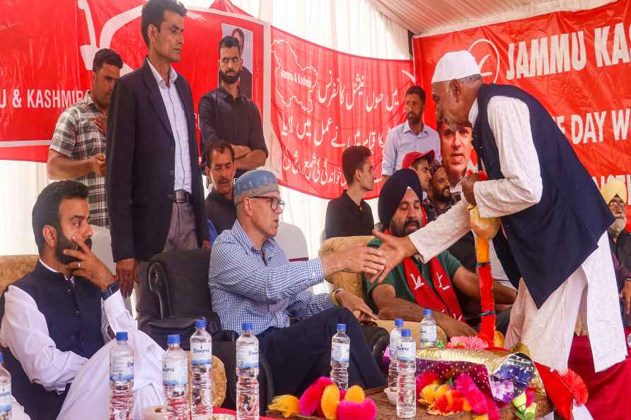 Omar Abdullah campaigns in JK's Budgam