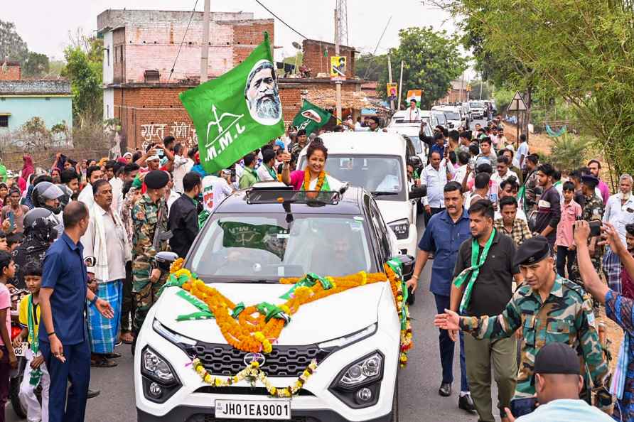 Kalpana Soren campaigns in Giridih