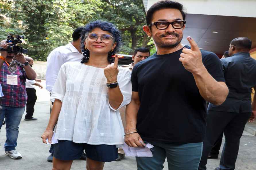 5th phase of LS polls: Aamir Khan and Kiran Rao vote