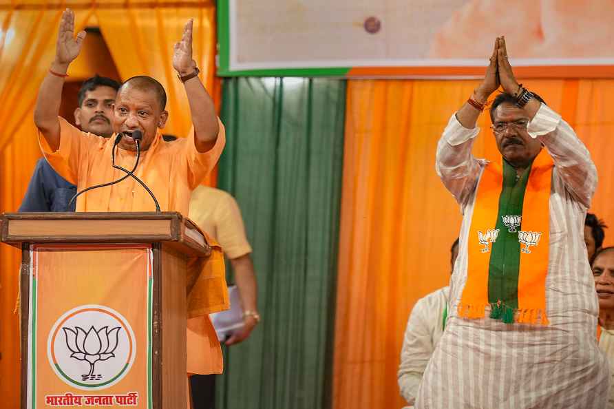 Yogi campaigns for Harsh Malhotra