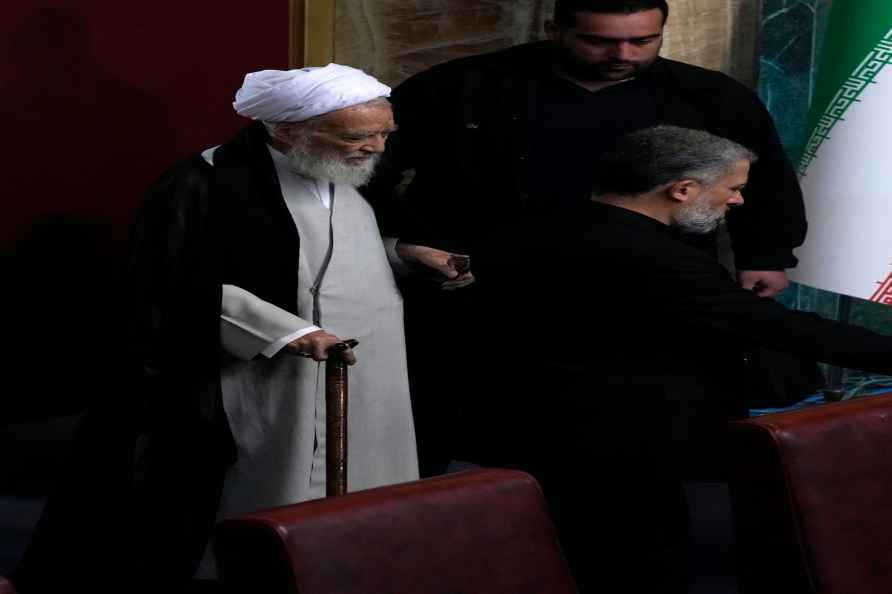 Ayatollah Mohammad Ali Movahedi Kermani attend the first session of Assembly of Experts