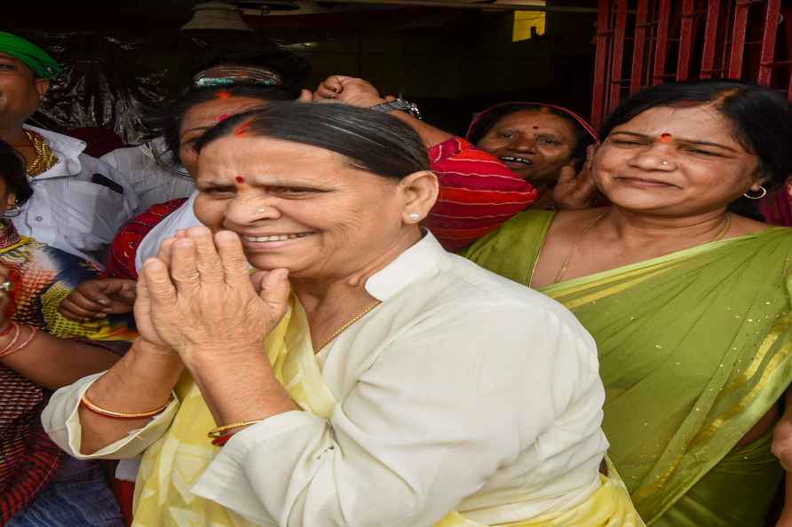 Rabri Devi campaigns