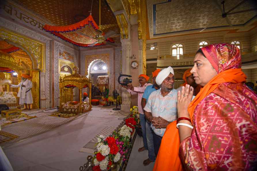 Smriti Irani at Patna Sahib Gurudwara