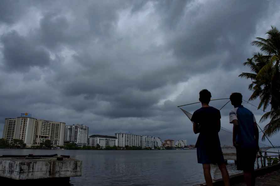 Pre-monsoon showers in Kochi